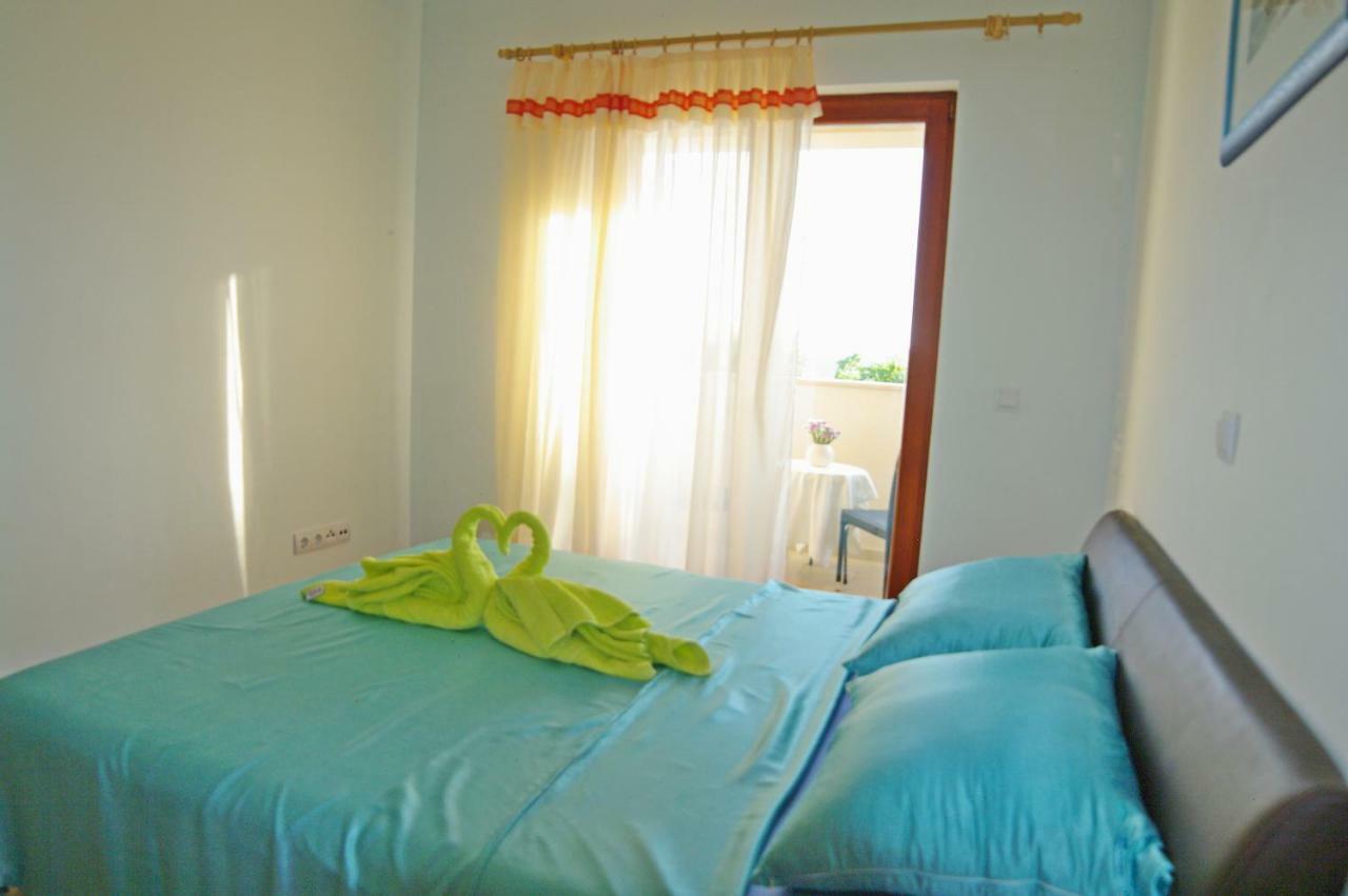 Apartments Cezar ヴィンクラン エクステリア 写真
